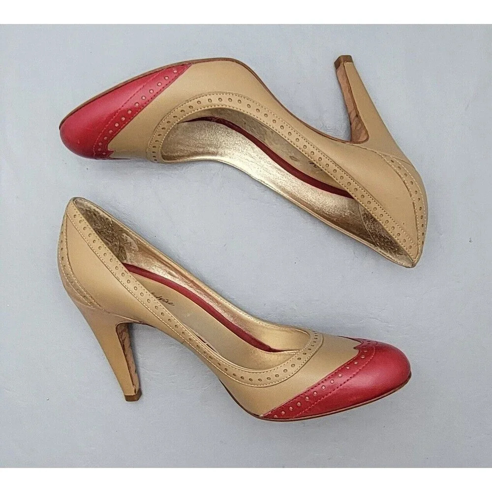Pour la Victoire Tan / Red Leather Mary Janes Pumps Heels Women's Size 9.5